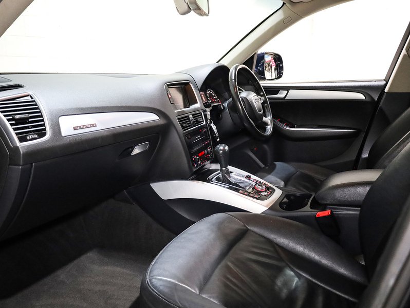 Used Audi Q5 2010 for sale - 77123944: Photo 13