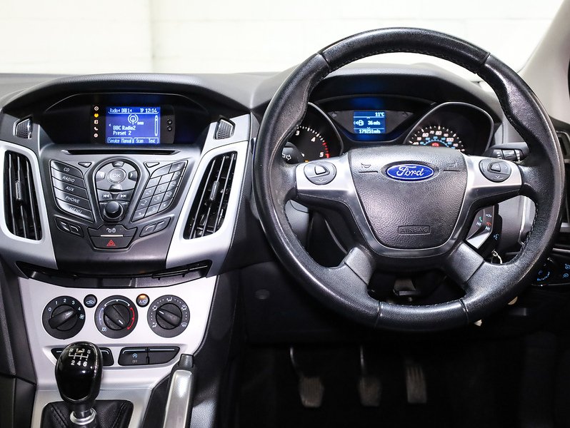 Used Ford Focus 2011 for sale - 76553618: Photo 16