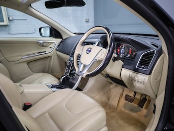 Used Volvo XC60 2016 for sale - 79321189: Photo