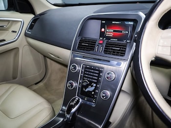 Used Volvo XC60 2016 for sale - 79321189: Photo