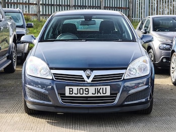 Vauxhall Astra feature image