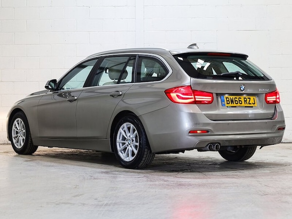 Used BMW 3 Series 2017 for sale - 75057066: Photo 2