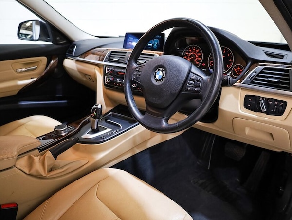 Used BMW 3 Series 2017 for sale - 75057066: Photo 3