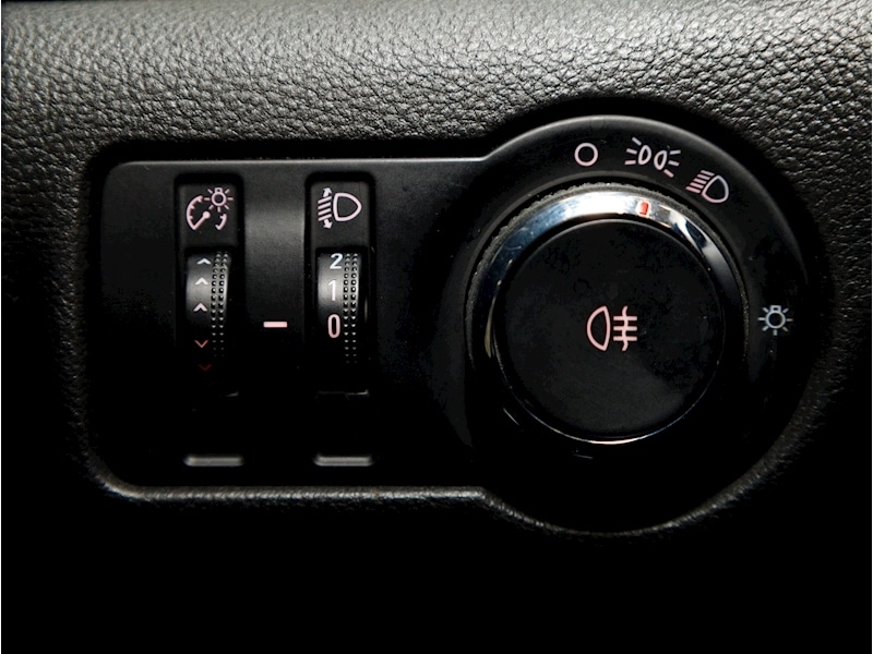 Used Vauxhall Astra 2011 for sale - 75932456: Photo 37