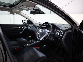 Used Nissan Qashqai 2015 for sale - 76430465: Photo