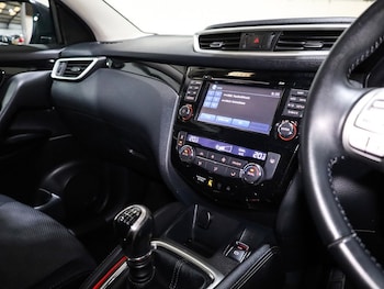 Used Nissan Qashqai 2015 for sale - 76430465: Photo