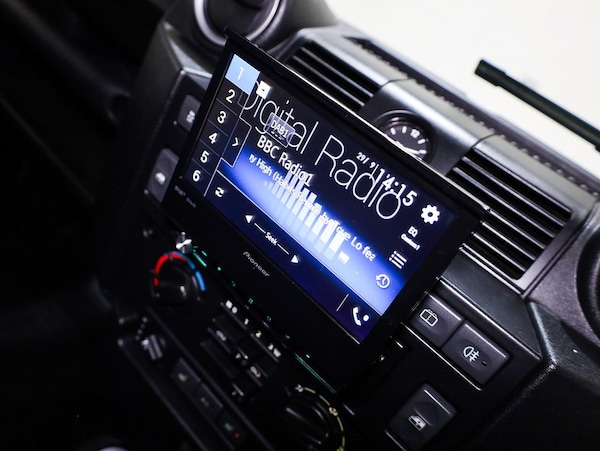Used Land Rover Defender 110 2014 for sale - 76245588: Photo 27