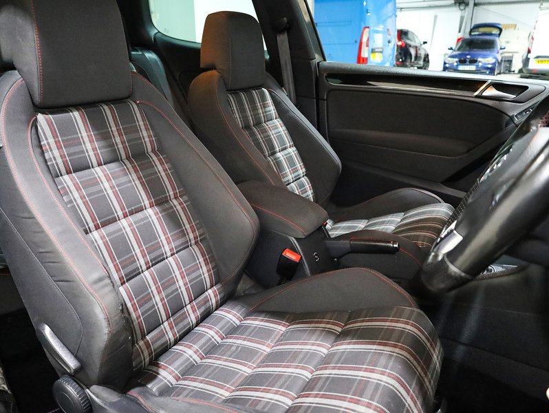 Used Volkswagen Golf 2009 for sale - 77422922: Photo 14