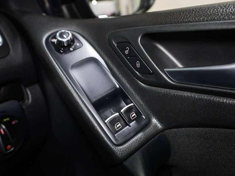 Used Volkswagen Golf 2009 for sale - 77422922: Photo 29