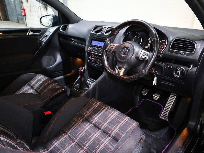 Used Volkswagen Golf 2009 for sale - 77422922: Photo 3