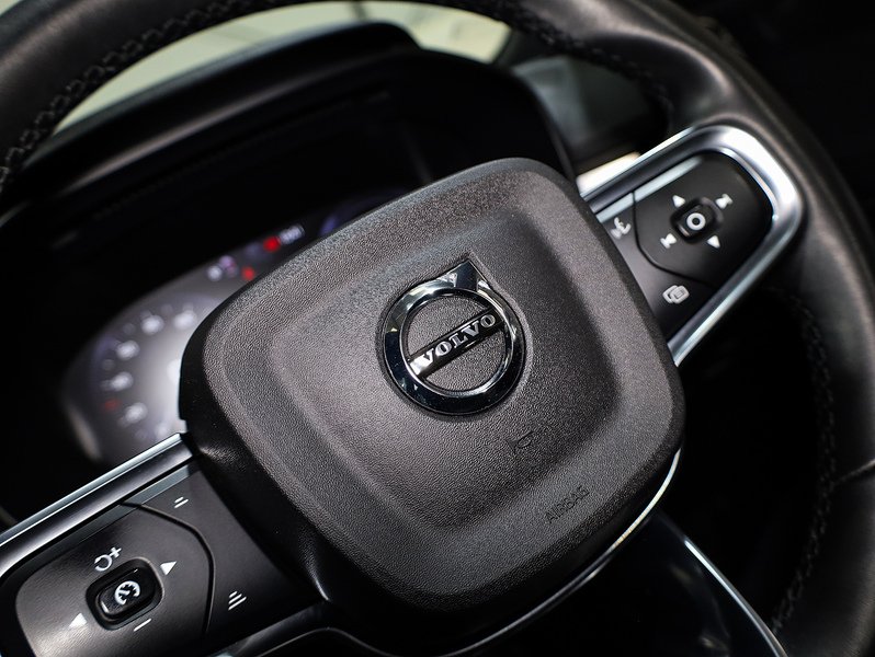 Used Volvo XC40 2022 for sale - 77422931: Photo 39