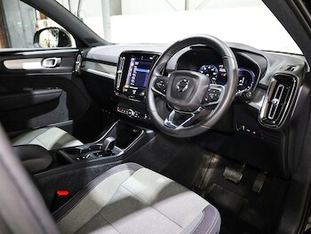 Used Volvo XC40 2022 for sale - 77422931: Photo