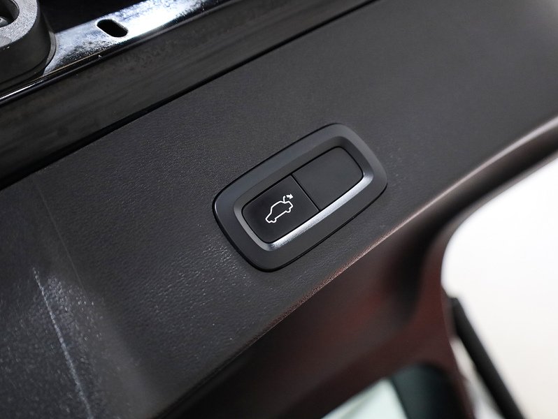 Used Volvo XC40 2022 for sale - 77422931: Photo 46