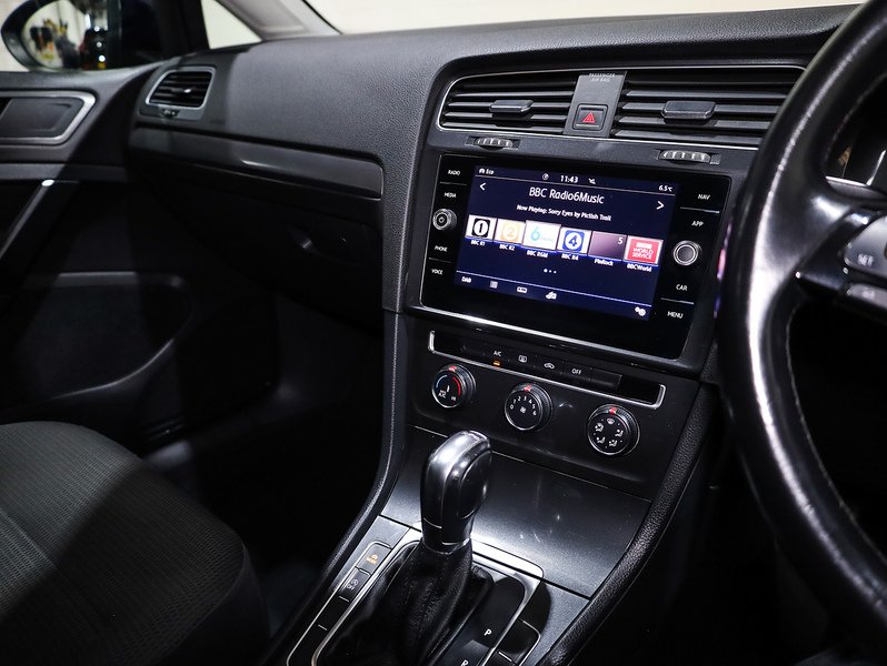 Used Volkswagen Golf 2018 for sale - 77422919: Photo 4