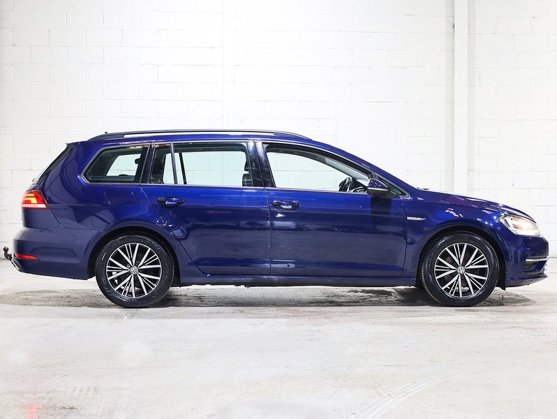 Used Volkswagen Golf 2018 for sale - 77422919: Photo 9