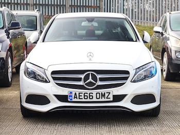 Used Mercedes-Benz C Class 2016 for sale - 77774257: Photo