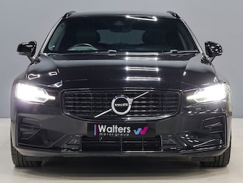 Used Volvo V60 2022 for sale - 78557922: Photo