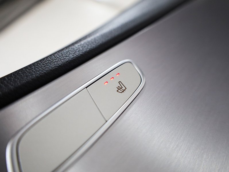 Used Mercedes-Benz C Class 2018 for sale - 77014630: Photo 24