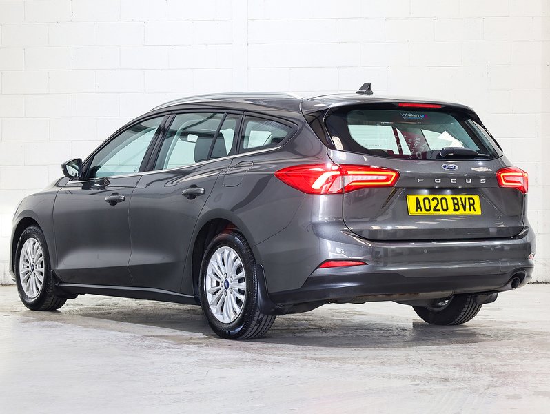 Used Ford Focus 2020 for sale - 76320182: Photo 2