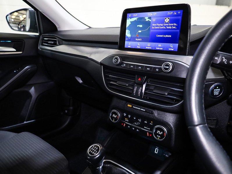 Used Ford Focus 2020 for sale - 76320182: Photo 5