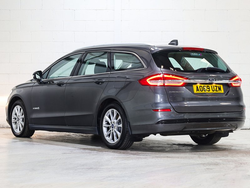 Used Ford Mondeo 2020 for sale - 76320181: Photo 2