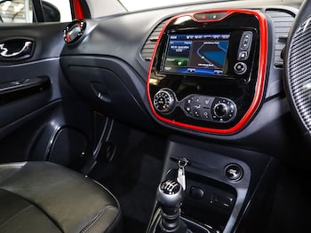 Used Renault Captur 2016 for sale - 75143644: Photo