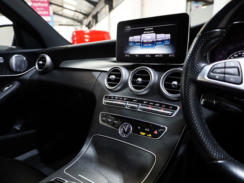 Used Mercedes-Benz C Class 2017 for sale - 77342326: Photo 5