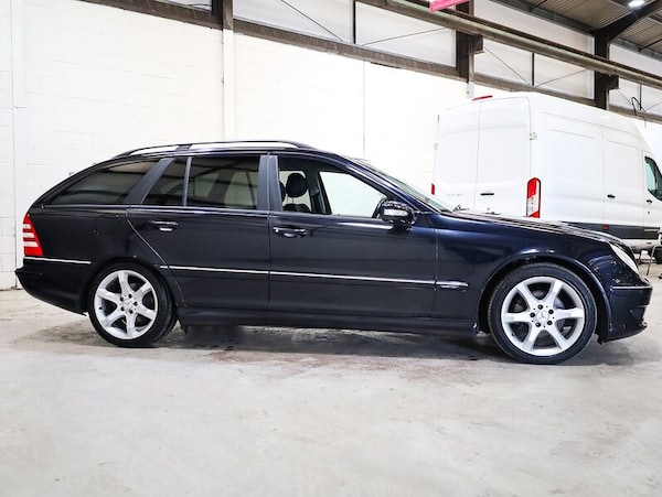 Used Mercedes-Benz C Class 2005 for sale - 75819093: Photo 12