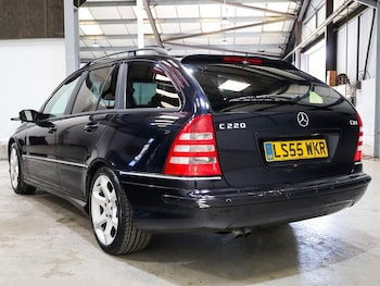 Used Mercedes-Benz C-Class 2005 for sale - 75819093: Photo