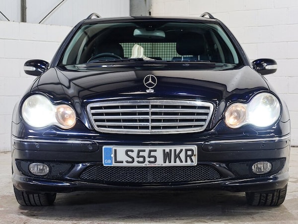 Used Mercedes-Benz C Class 2005 for sale - 75819093: Photo 6