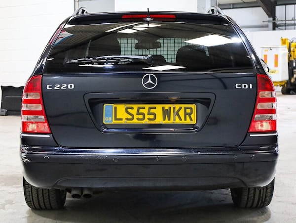 Used Mercedes-Benz C Class 2005 for sale - 75819093: Photo 9