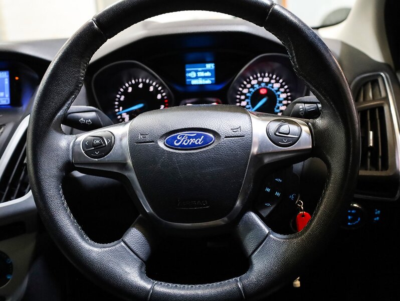 Used Ford Focus 2013 for sale - 76292125: Photo 16