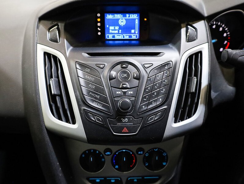Used Ford Focus 2013 for sale - 76292125: Photo 20