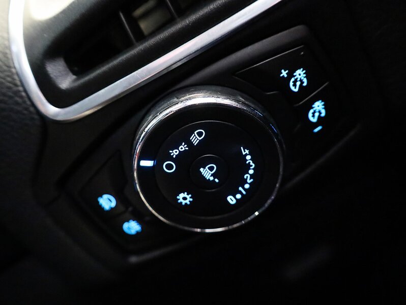Used Ford Focus 2013 for sale - 76292125: Photo 24