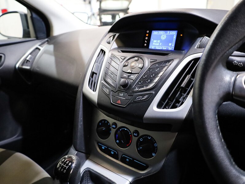 Used Ford Focus 2013 for sale - 76292125: Photo 5