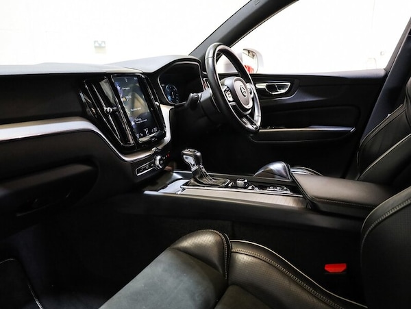 Used Volvo XC60 2018 for sale - 75054755: Photo 12