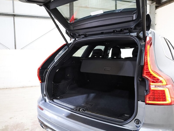 Used Volvo XC60 2018 for sale - 75054755: Photo 33