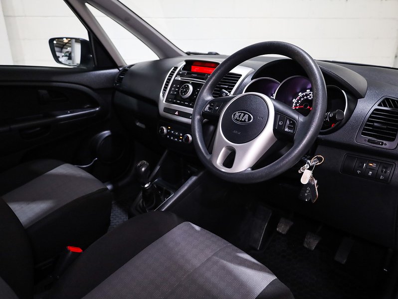 Used Kia Venga 2015 for sale - 76594875: Photo 3