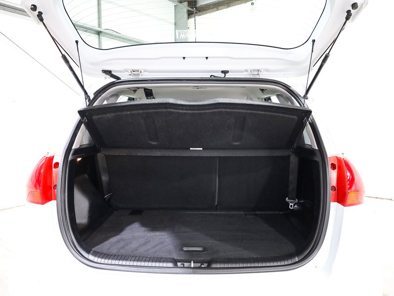 Used Kia Venga 2015 for sale - 76594875: Photo 33