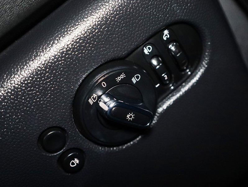 Used MINI Hatch 2023 for sale - 77508139: Photo 42