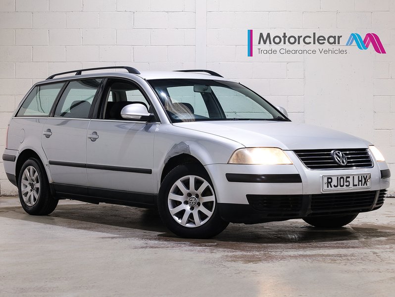 Used Volkswagen Passat 2005 for sale - 76444277: Photo 1