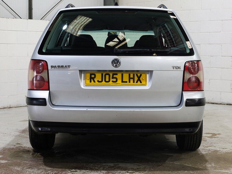 Used Volkswagen Passat 2005 for sale - 76444277: Photo 9