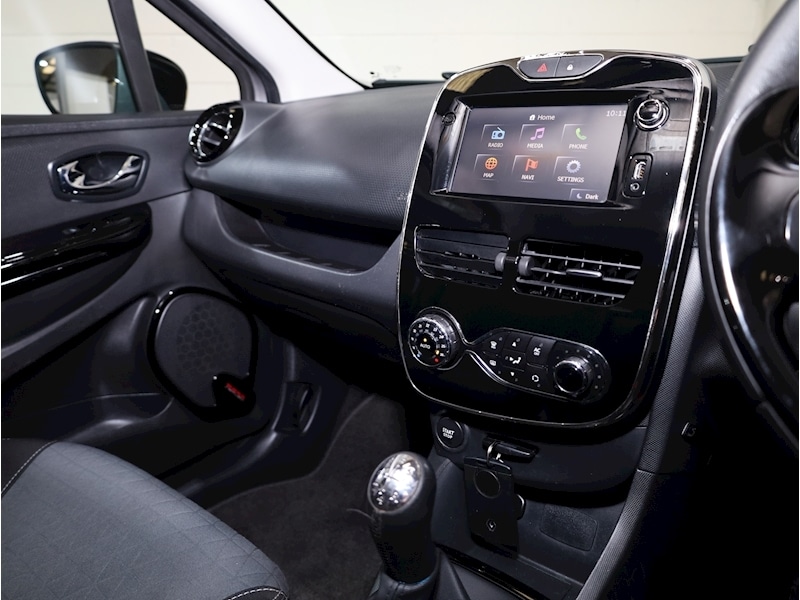 Used Renault Clio 2014 for sale - 76444279: Photo 25