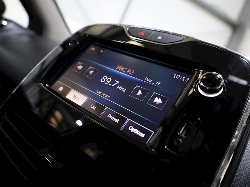 Used Renault Clio 2014 for sale - 76444279: Photo 30