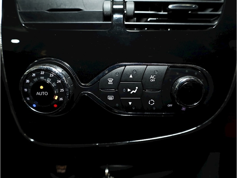 Used Renault Clio 2014 for sale - 76444279: Photo 33