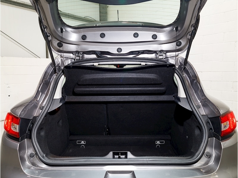 Used Renault Clio 2014 for sale - 76444279: Photo 44