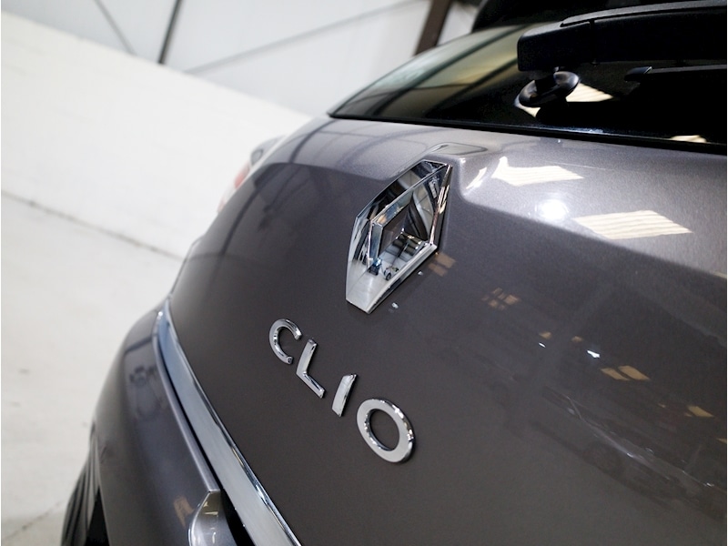 Used Renault Clio 2014 for sale - 76444279: Photo 45