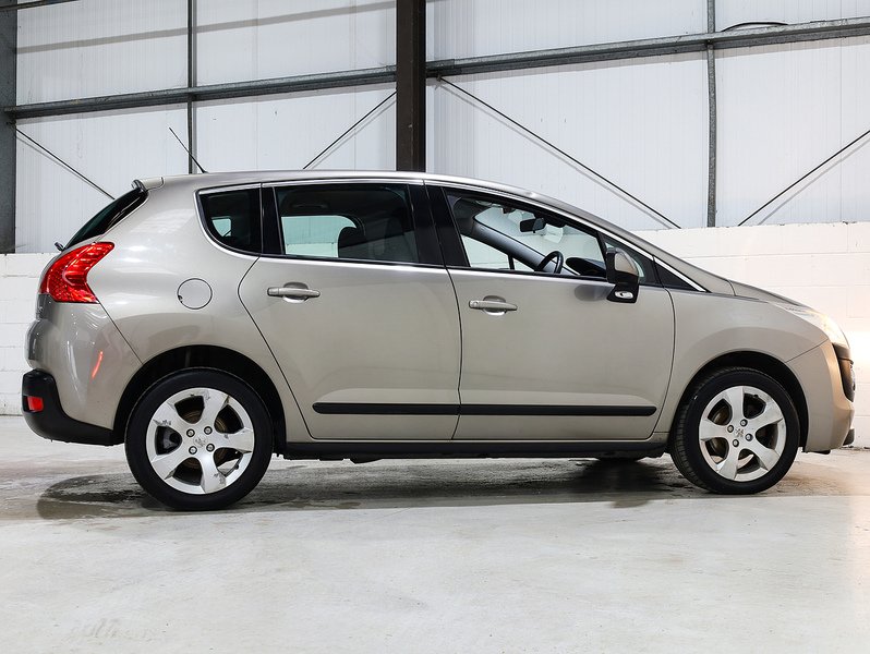 Used Peugeot 3008 2011 for sale - 76718743: Photo 11