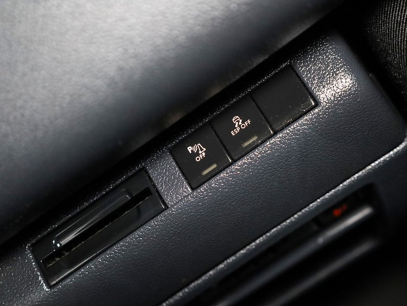 Used Peugeot 3008 2011 for sale - 76718743: Photo 27