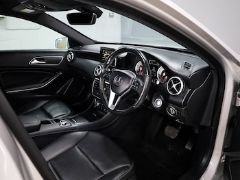 Used Mercedes-Benz A-Class 2015 for sale - 79458502: Photo